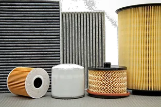 Mit unseren Systemen verkleben wir z.B.:</p>
<p>Kabinen Luftfilter<br />
Motorluft Filter<br />
Öl & Kraftstoff Filter<br />
Gasturbinen Filter<br />
Reinraum Filter<br />
Klimaanlagen Filter<br />
Gebäude Filter<br />
Industrie Filter